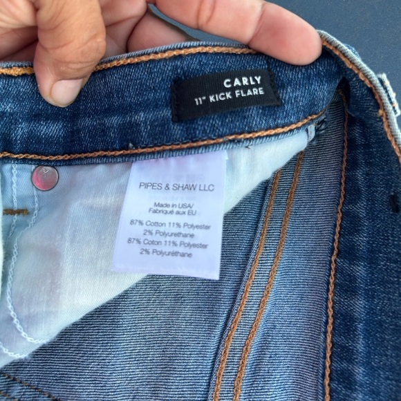 Veronica Beard Dark Blue Denim Jeans CARLY
11* KICK FLARE - Picture 8 of 13